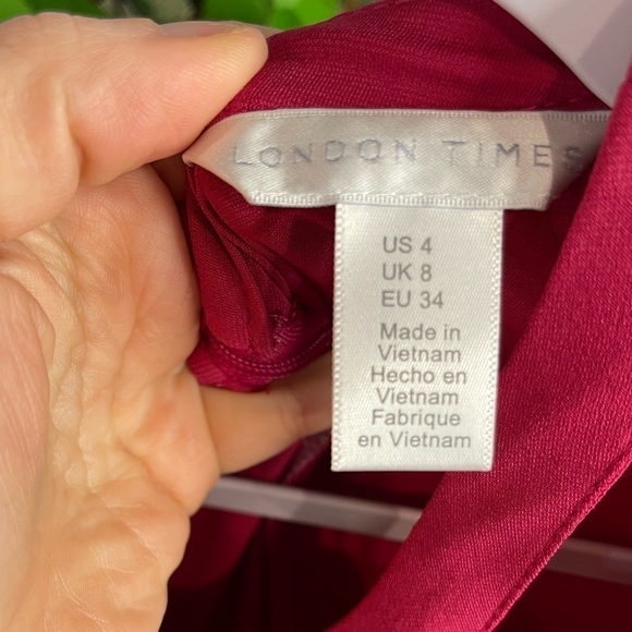 NWT London Times Women's Size 4 Pink Cut Out Neckline A-line Jersey Dress- flaw - Picture 11 of 13
